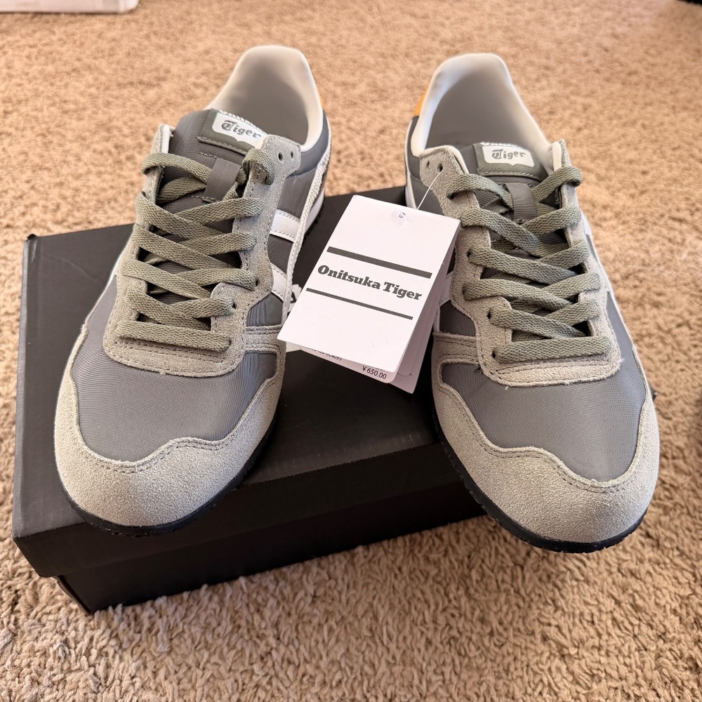NWT Onitsuka Tiger Serrano – Burnt Olive / White - Picture 7 of 10